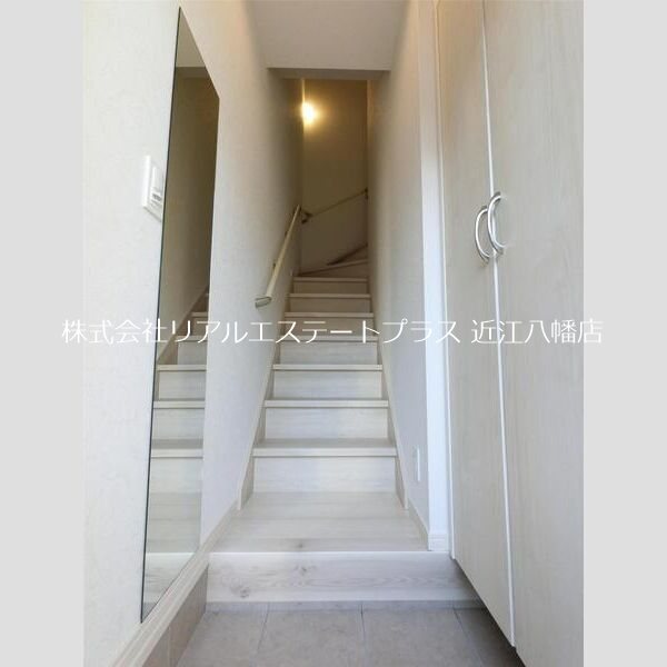 グッドライフステージ中小路 玄関