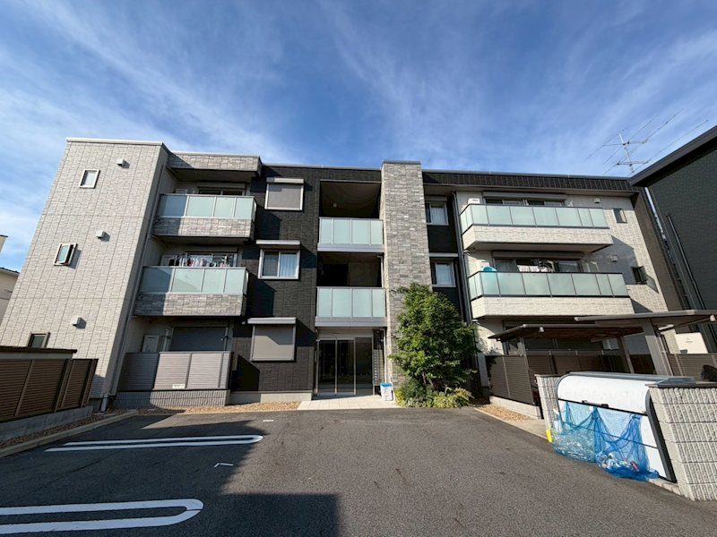 シャーメゾン二町 外観