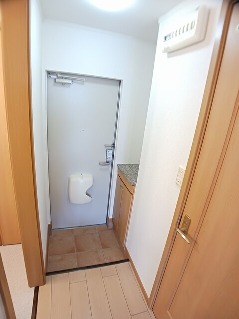 パインビレッジ５６ 玄関