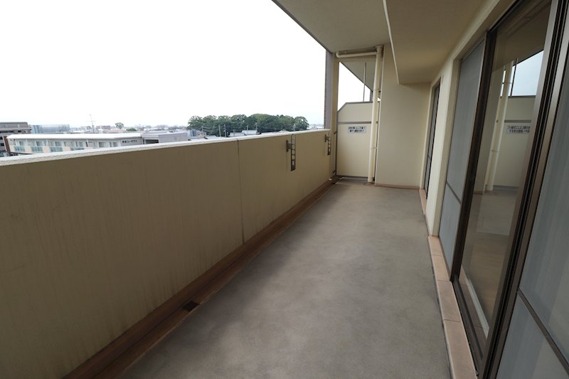 ステーシァ守山駅前 ベランダ