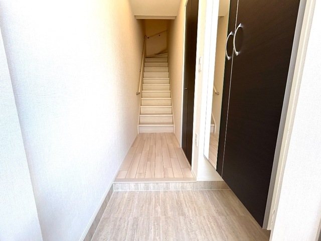(仮)野洲市小篠原新築アパート 玄関