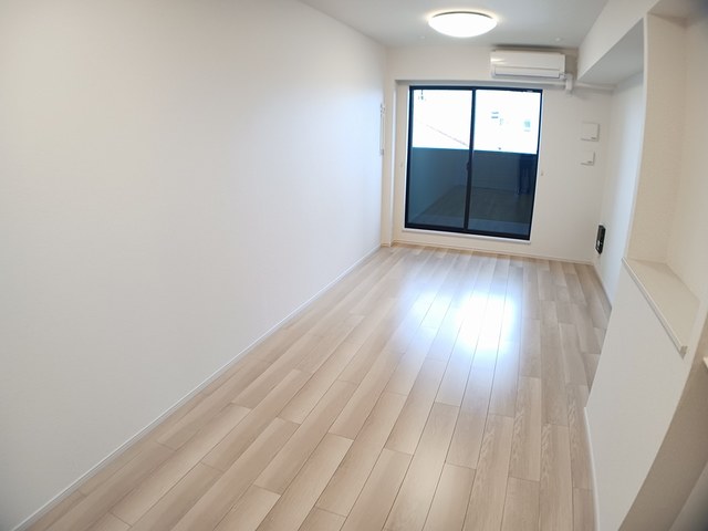 サニープレイス若宮Ⅰ番館 リビング