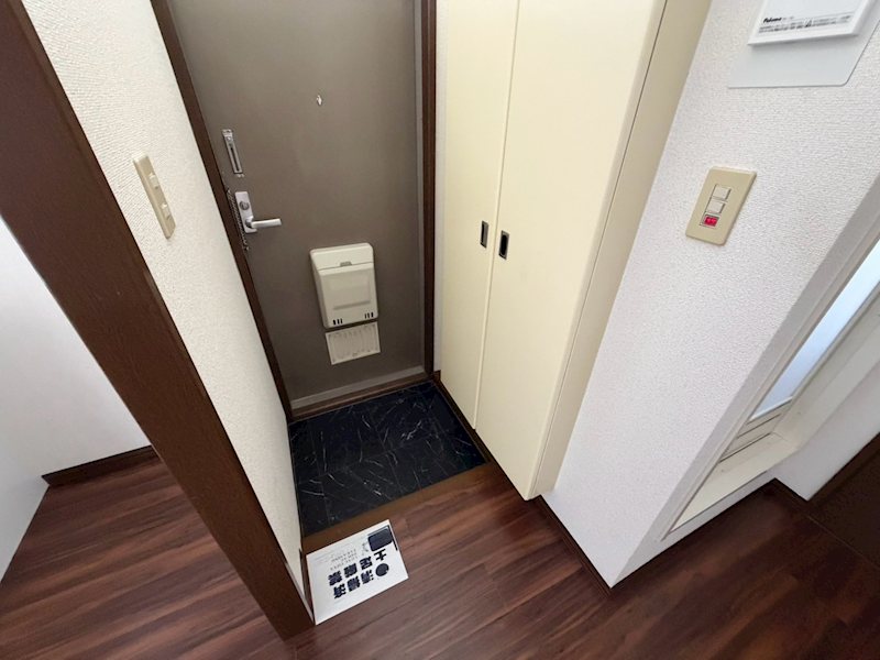 サンハイム伊勢Ａ棟 玄関