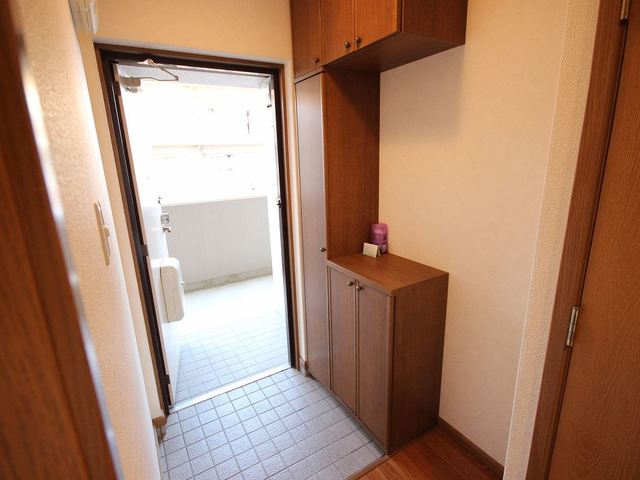エルグランデ奥村 玄関