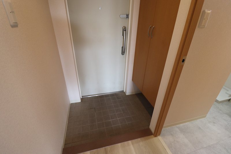 ダンデライオン 玄関