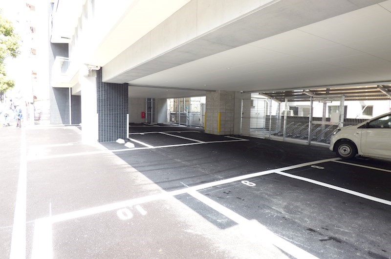 MGA城内 駐車場