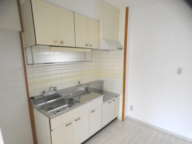 シャトレ苅田Ⅱ キッチン