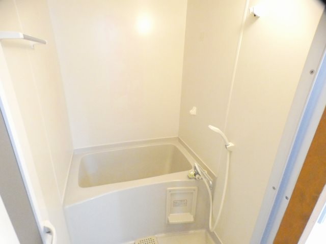 シャトレ苅田Ⅱ 風呂画像