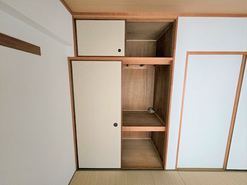 エクセレント中井 収納