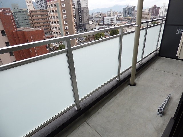 Erde三萩野 ベランダ
