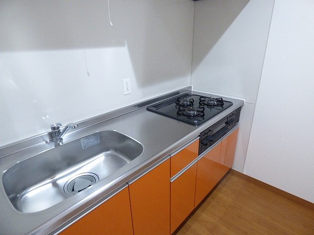 Erde三萩野 キッチン