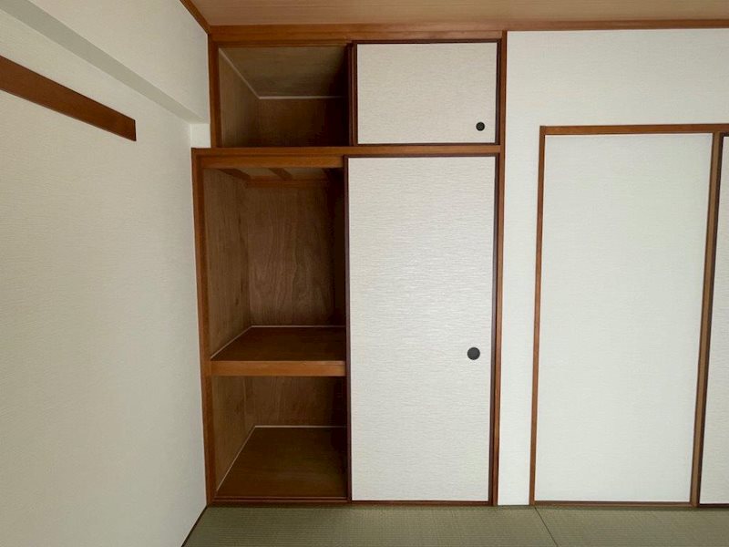 エクセレント中井 収納