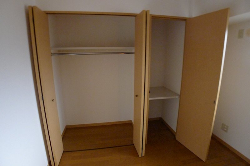 パラシオ二島 収納