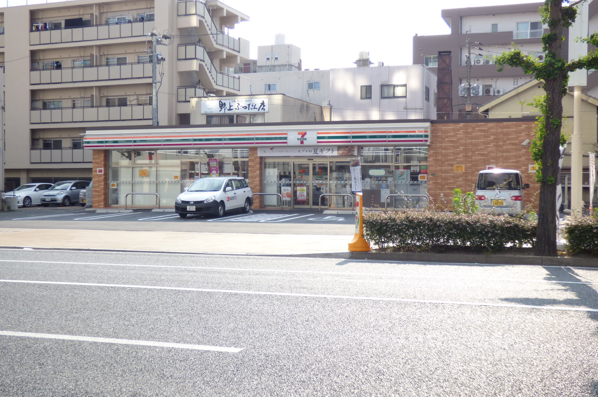 トーカンマンション小倉第二 コンビニ