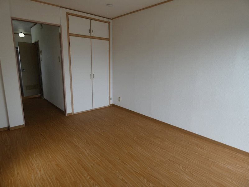 クライムハイツ寿山 ベッドルーム