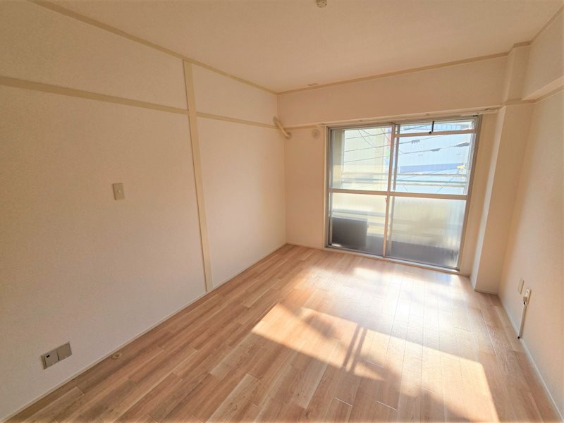 中津口小住ビル ベッドルーム