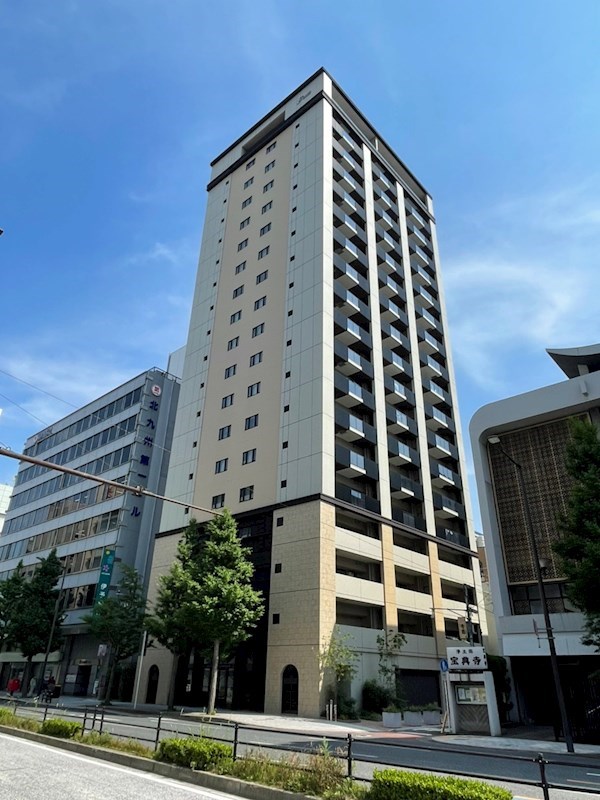 グランドパレス小倉小文字通り 外観