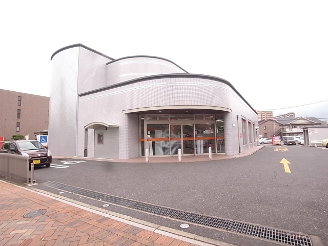 スカイハイツ貫 銀行