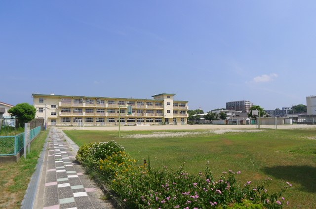 イオメール竹末 小学校
