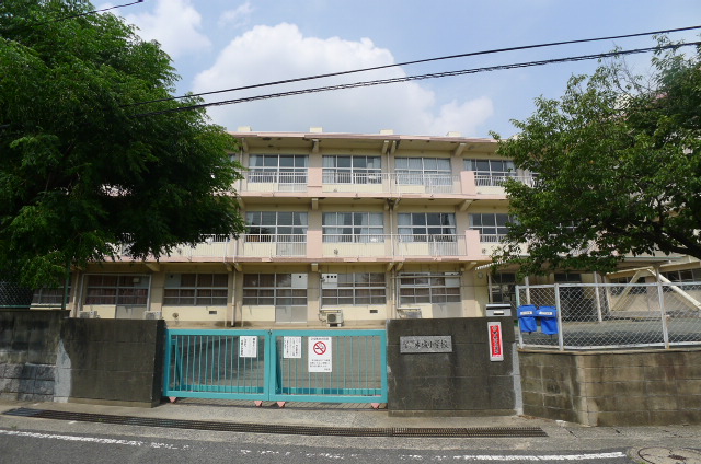 アンジュ本城 小学校