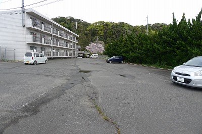 きぬたロイヤルハイツ 駐車場