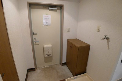 マンション葉山自由ヶ丘 玄関