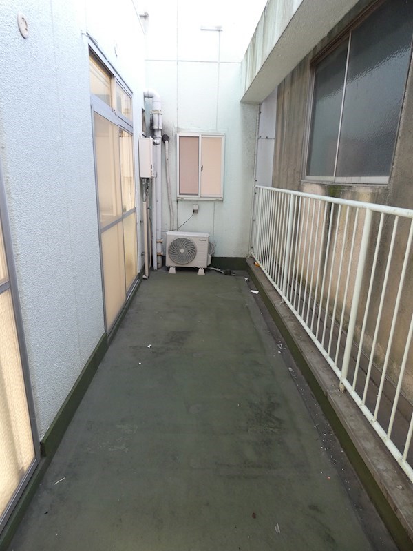 ロード黒崎 ベランダ