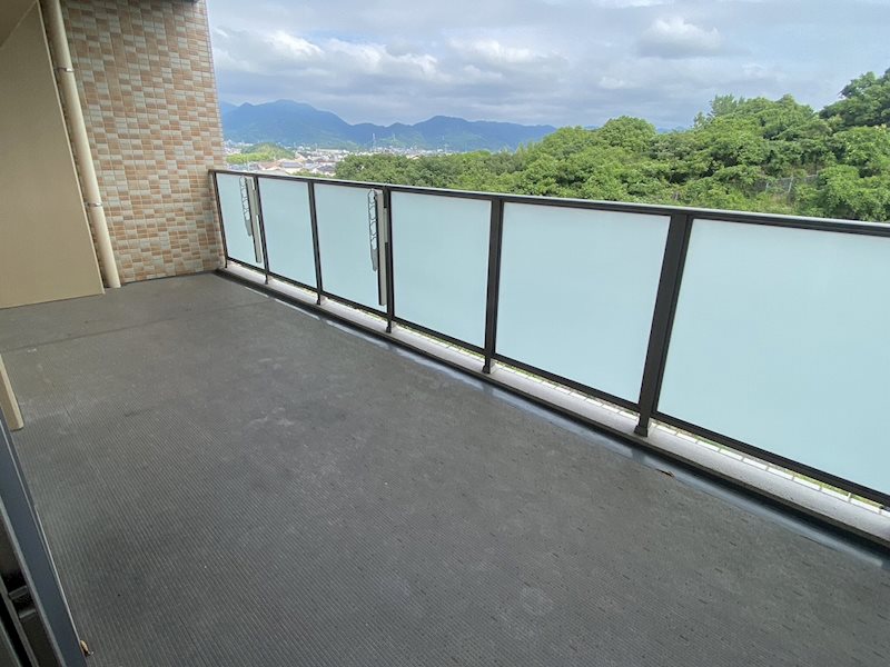 グランドパレス永犬丸の森 ベランダ