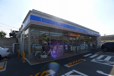 アベニュー竹末 コンビニ