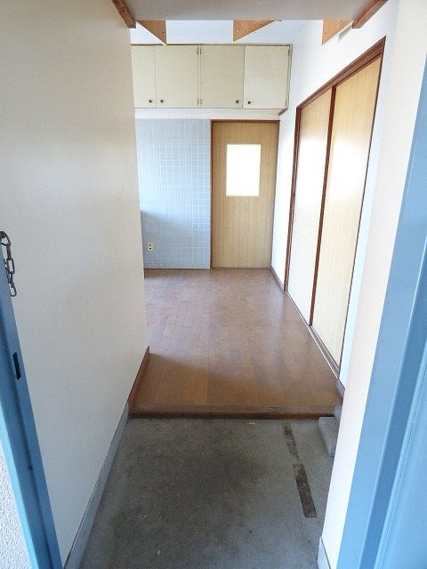 さかえコーポ 玄関