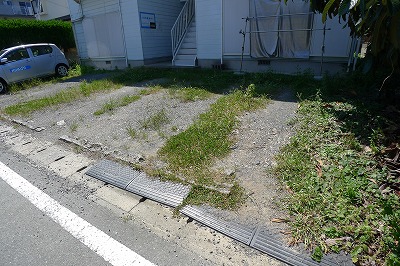 フラットハウス 駐車場