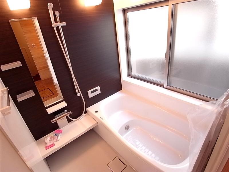 日の出町1丁目戸建 風呂画像