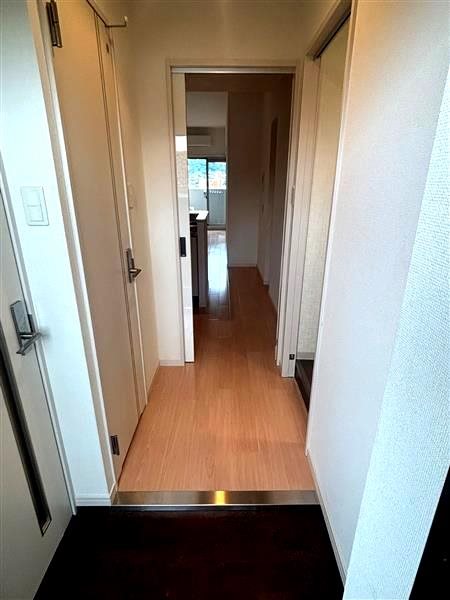 ハイネス槻田 玄関