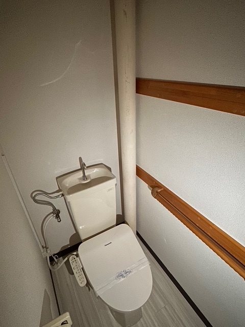 IWKビル トイレ