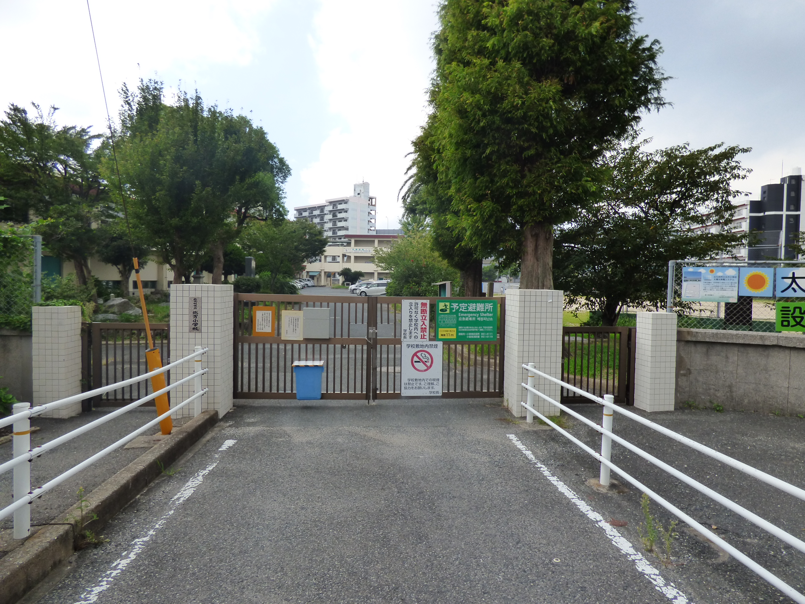 IWKビル 小学校