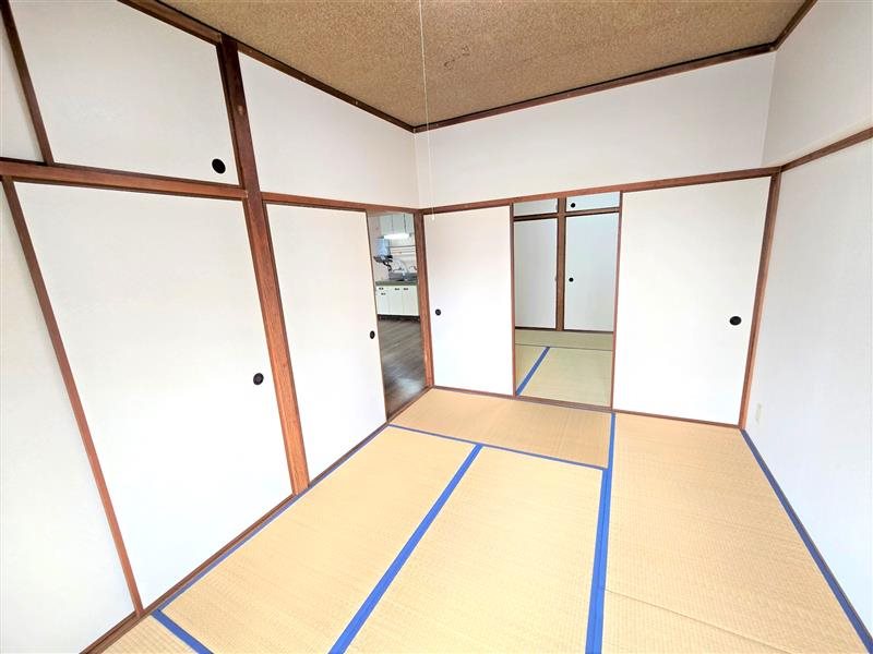 木本ビル ベッドルーム