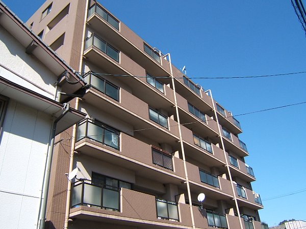 サンパーク足原 外観