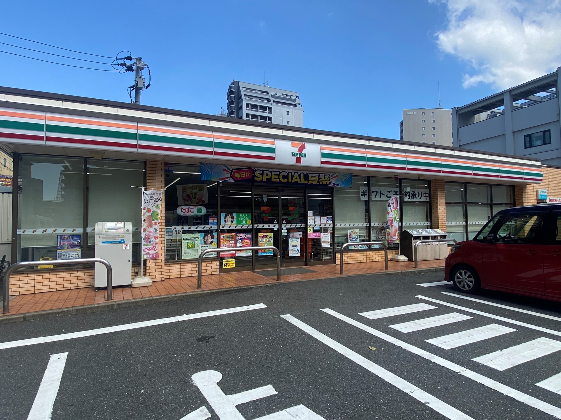 プリモレガーロ香春口 コンビニ