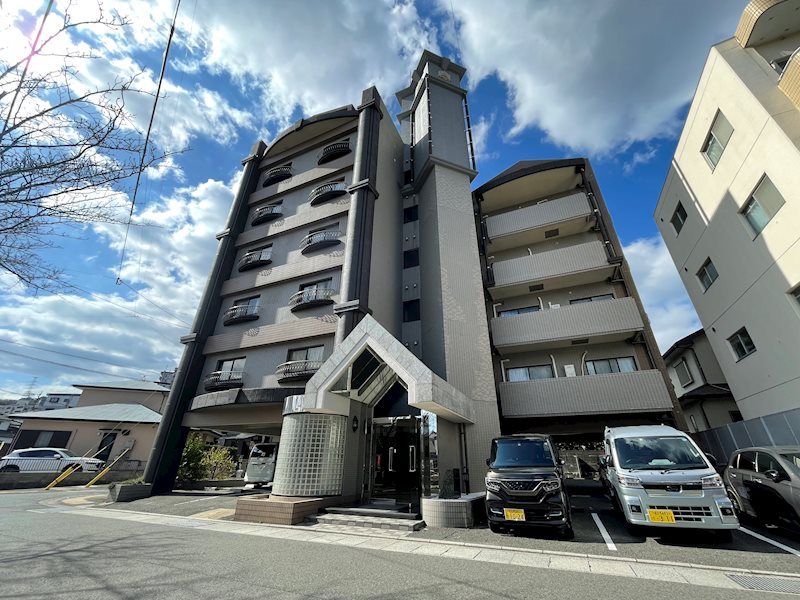 ガーデンホームズ茶屋町 外観