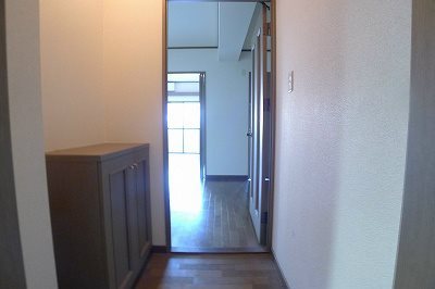 ガーデンホームズ茶屋町 玄関