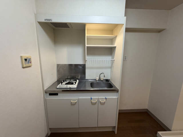 真々山房 キッチン
