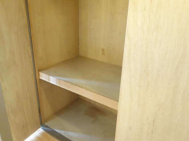 パークテラス鶴舞 収納
