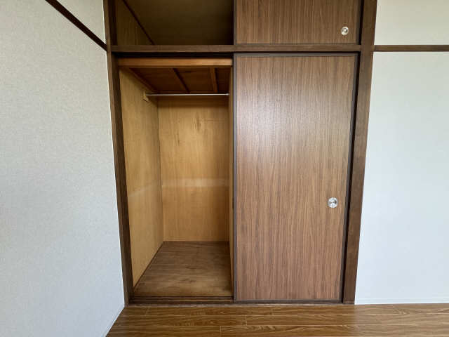 富士見ビル 収納