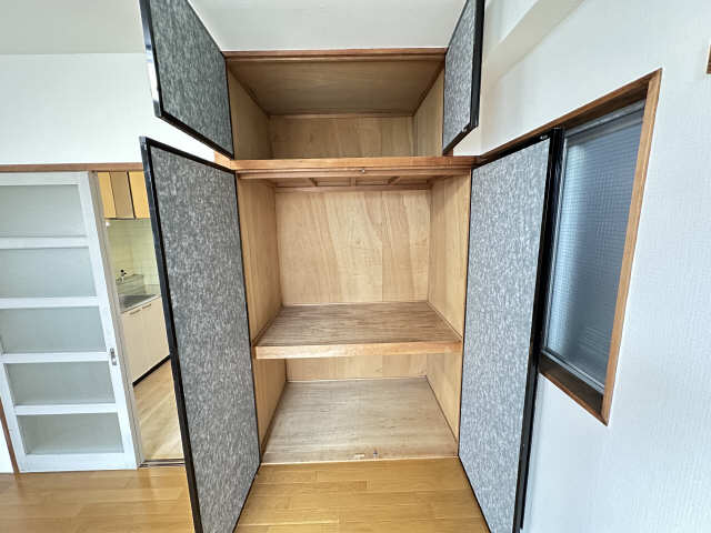 山一吹上ビル 収納
