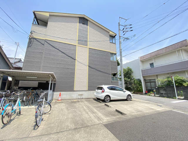 葵ハイツ 駐車場