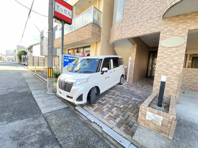 グレイス・１ 駐車場