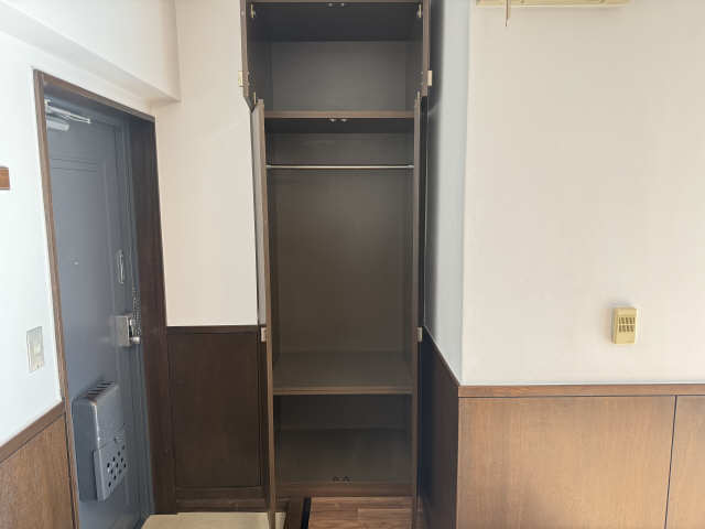 コートハウス 収納