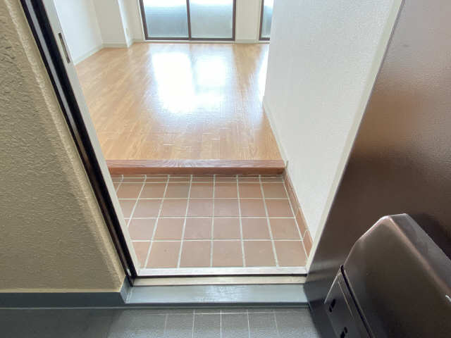 サンパーク今池 玄関