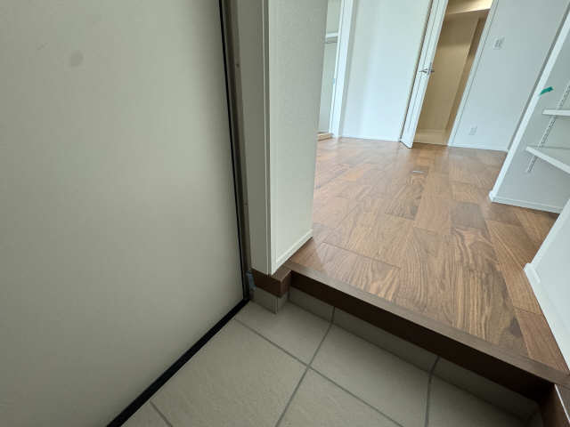 ブレス本山 玄関
