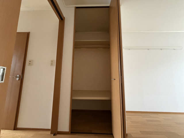 グリーンヒル見附 収納